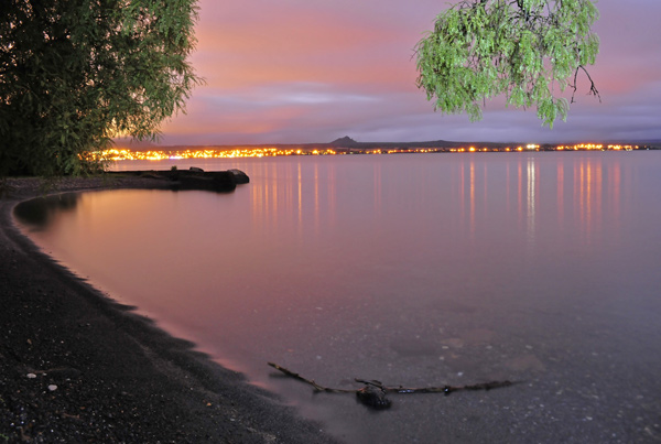 58. Taupo at night, from Acacia Bay