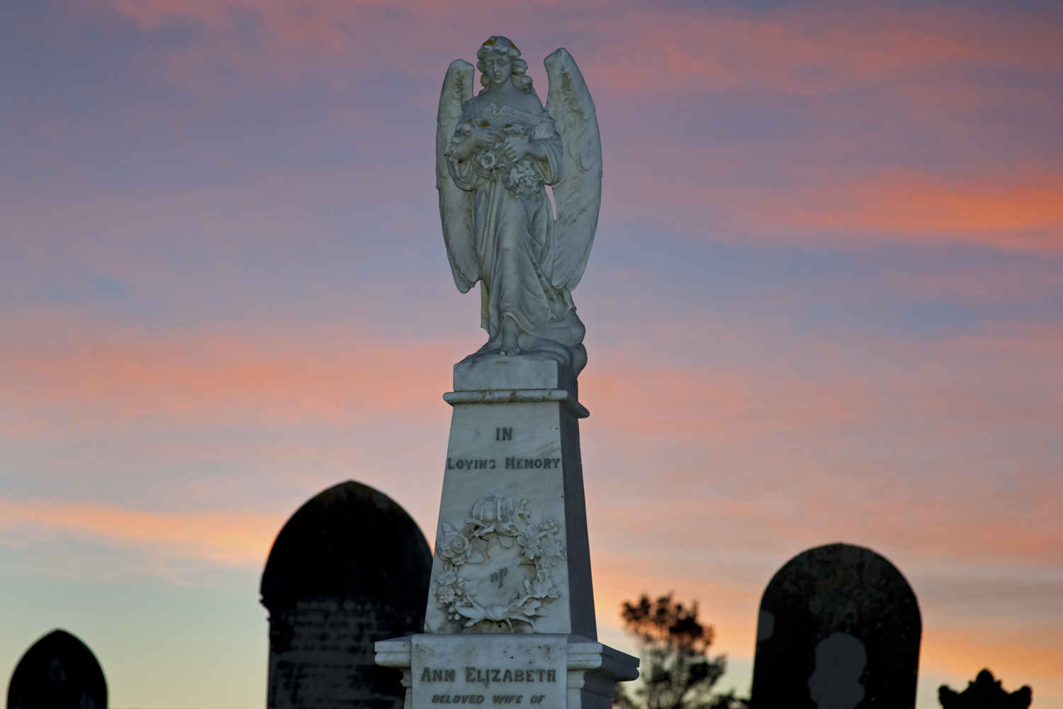 Memento mori 1: Angel at sunset